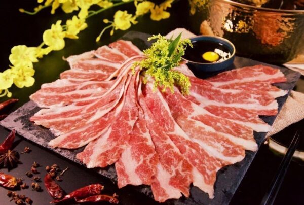 日本(宮崎牛)Miyazaki A3黑毛和牛牛上胸腹肉火鍋片